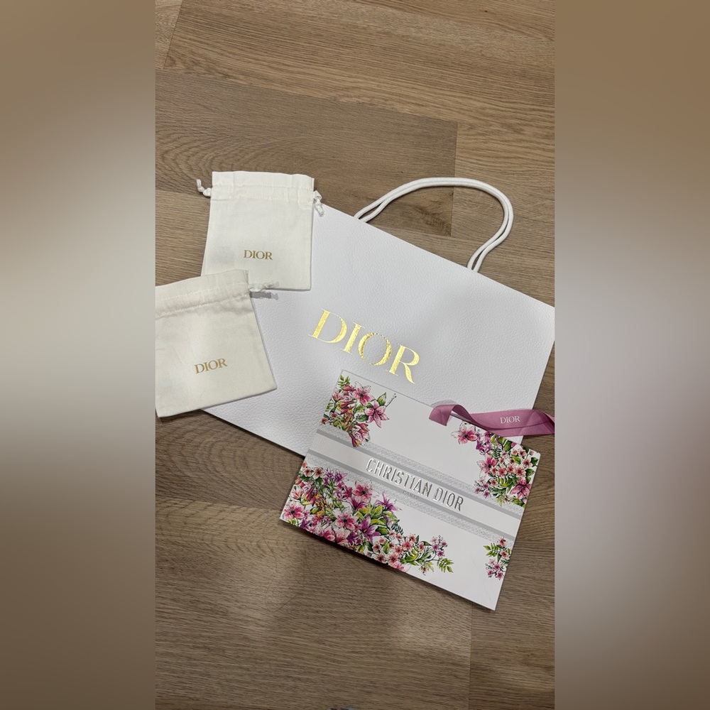 Dior